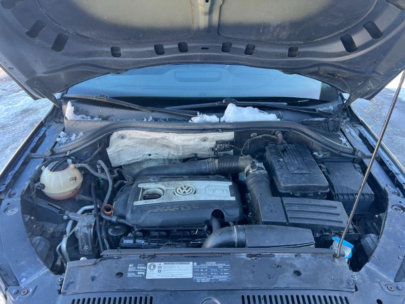 Volkswagen Tiguan SEL 2011