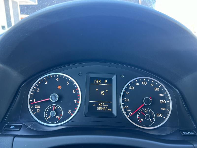 Volkswagen Tiguan SEL 2011