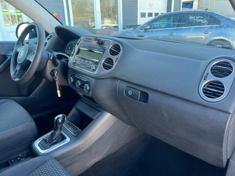 Volkswagen Tiguan SEL 2011