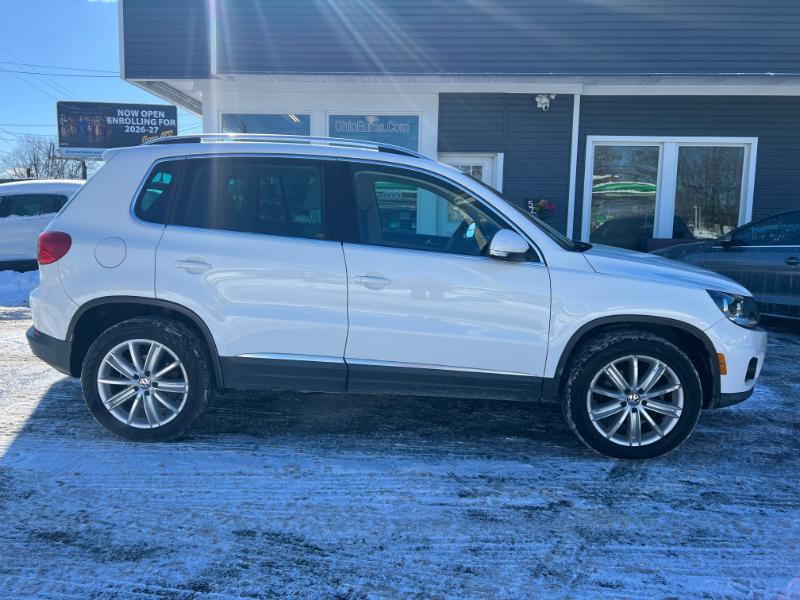 Volkswagen Tiguan S 4Motion 2012