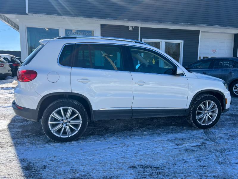 Volkswagen Tiguan S 4Motion 2012