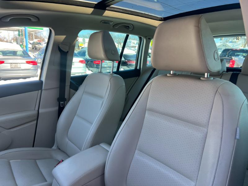 Volkswagen Tiguan S 4Motion 2012