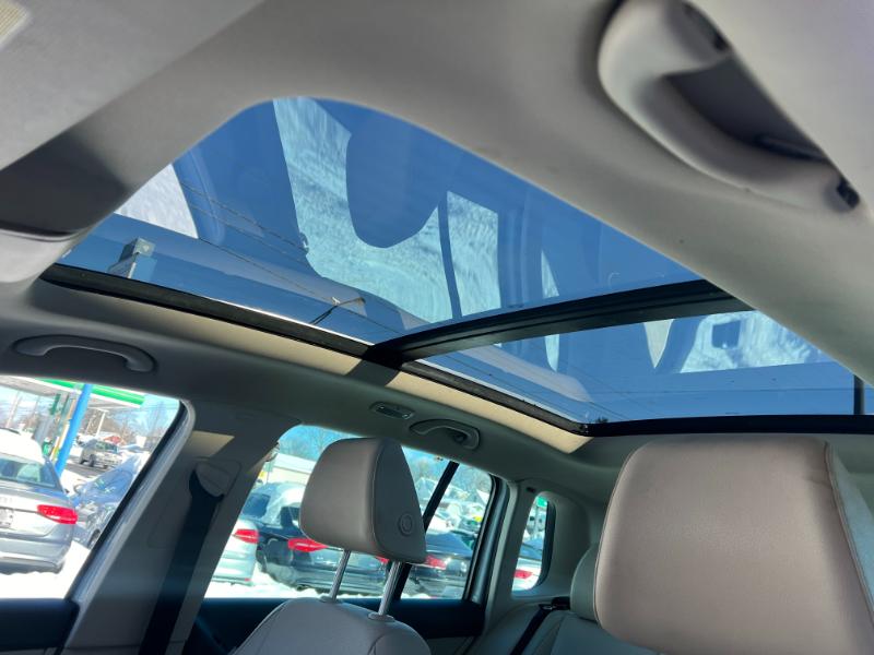 Volkswagen Tiguan S 4Motion 2012