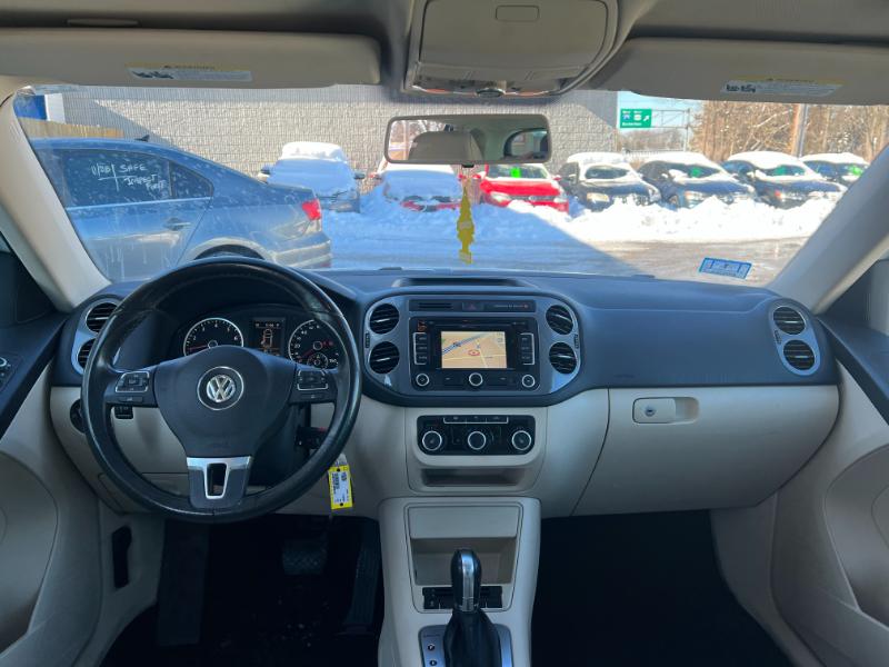 Volkswagen Tiguan S 4Motion 2012