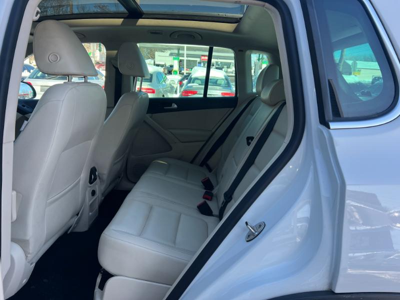 Volkswagen Tiguan S 4Motion 2012