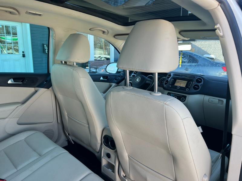 Volkswagen Tiguan S 4Motion 2012