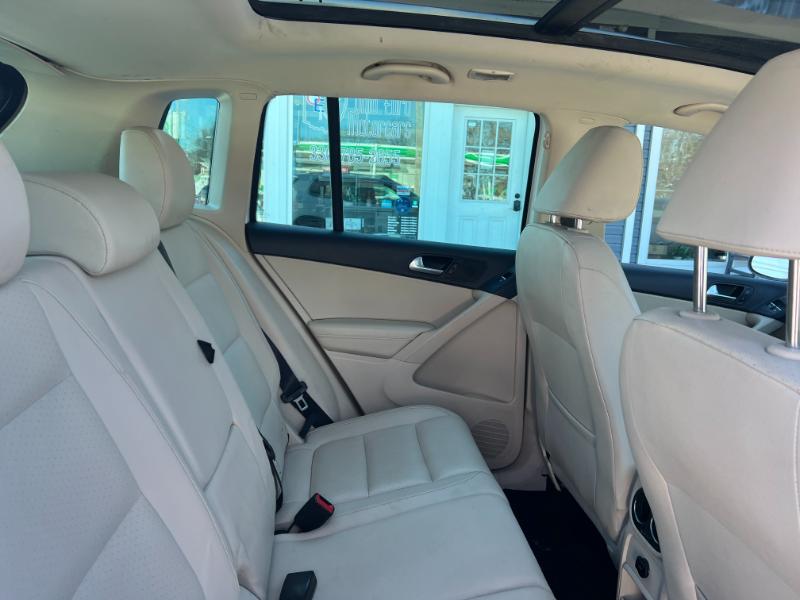 Volkswagen Tiguan S 4Motion 2012