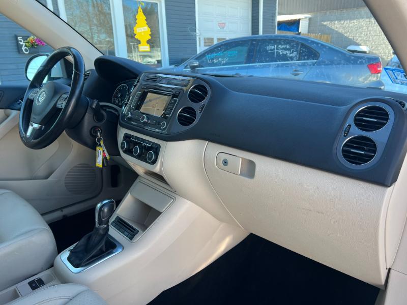 Volkswagen Tiguan S 4Motion 2012