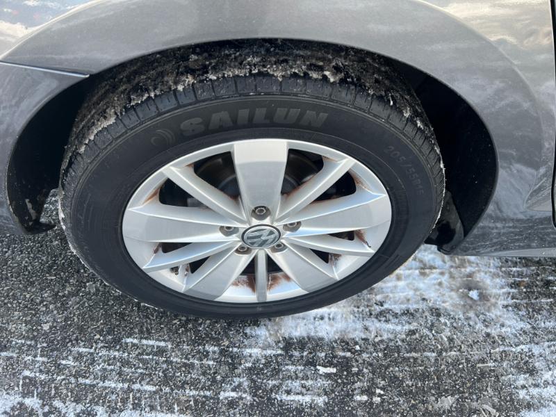 Volkswagen Jetta TDI S 6A 2015