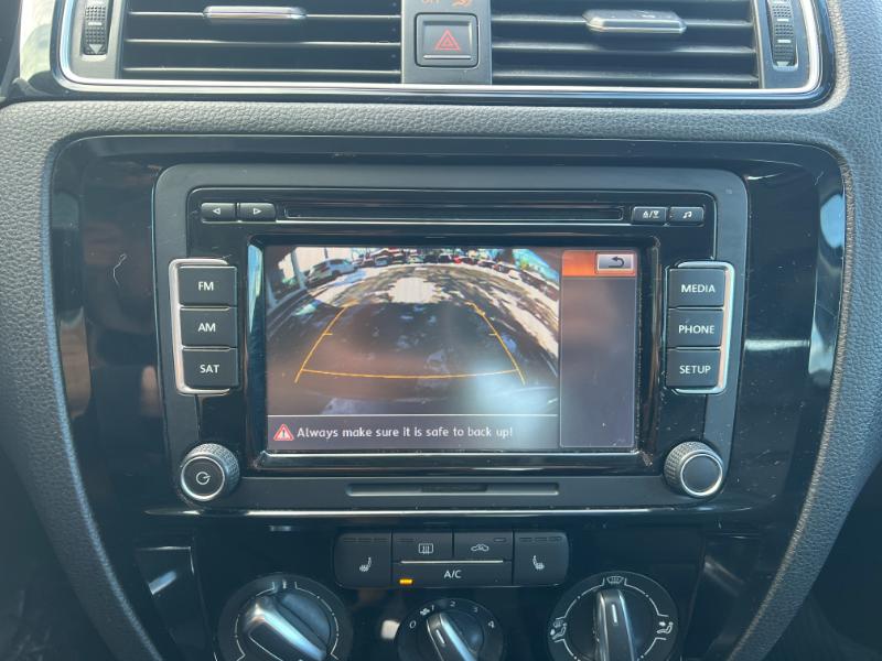 Volkswagen Jetta TDI S 6A 2015