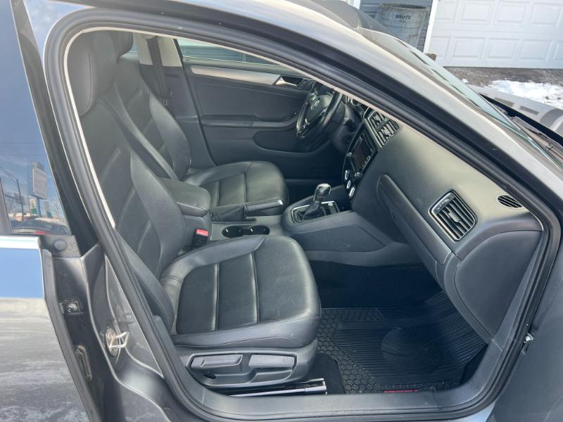 Volkswagen Jetta TDI S 6A 2015