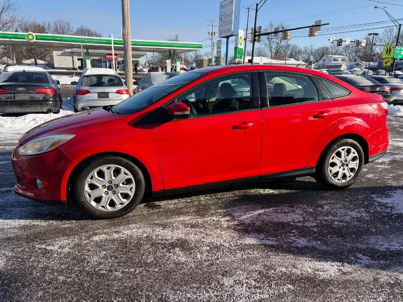 Ford Focus SE Sedan 2012