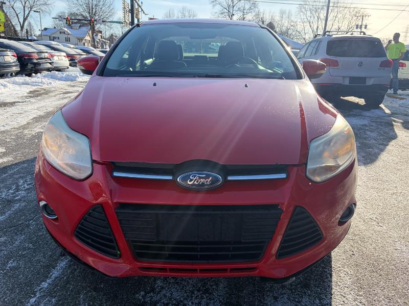 Ford Focus SE Sedan 2012