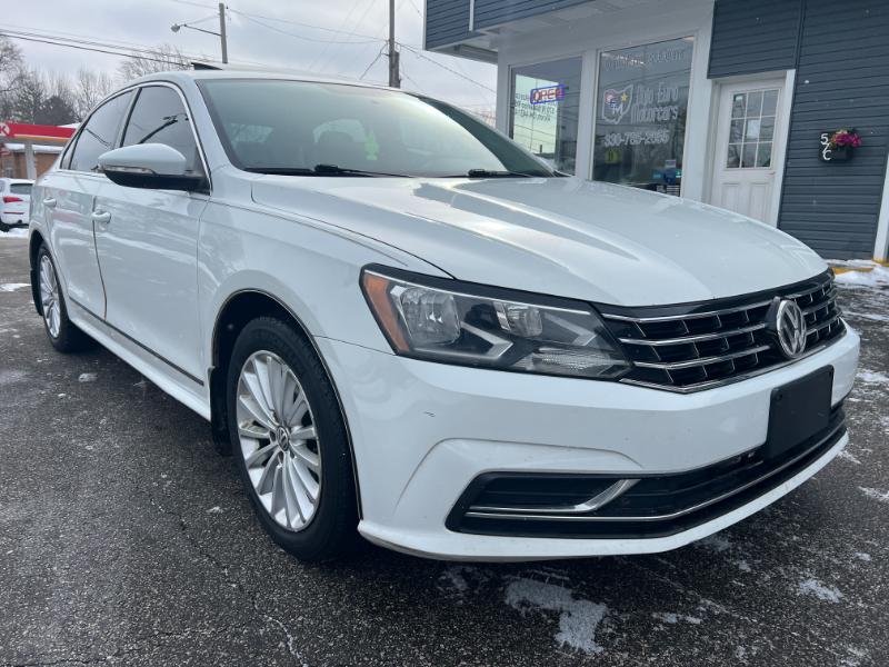 Volkswagen Passat SE PZEV 6A w/ Sunroof & Nav 2016