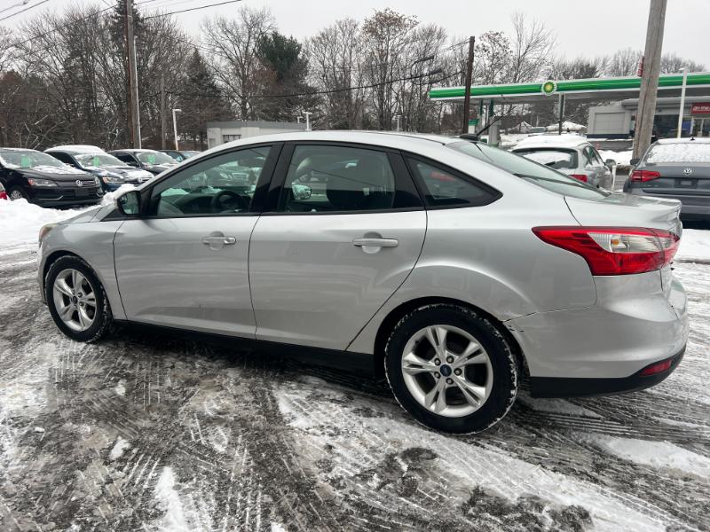 Ford Focus SE Sedan 2014