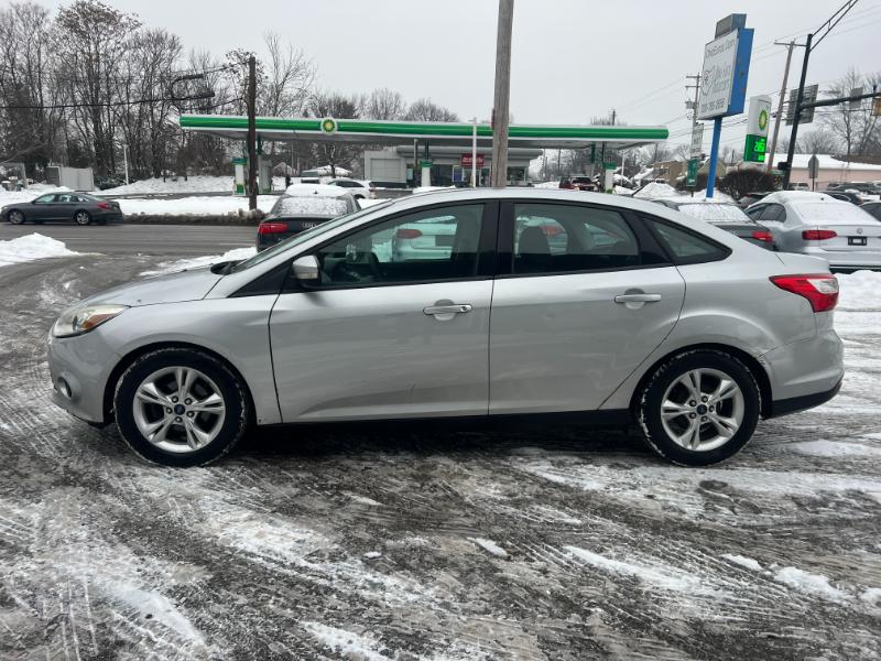 Ford Focus SE Sedan 2014