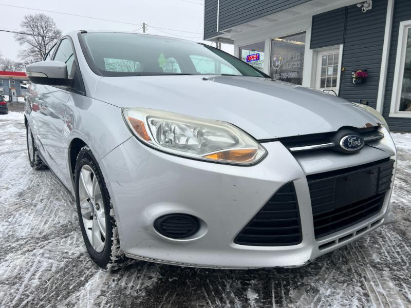 Ford Focus SE Sedan 2014