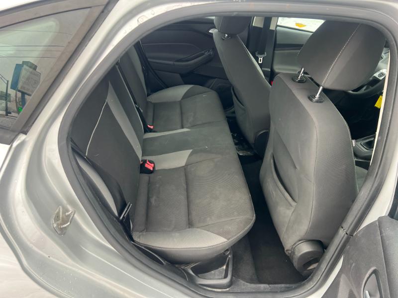 Ford Focus SE Sedan 2014