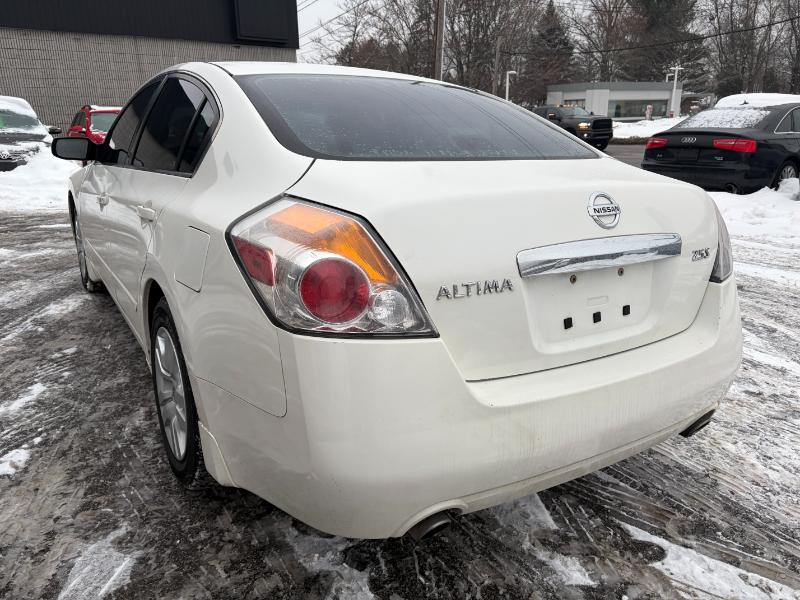 Nissan Altima 2.5 2012