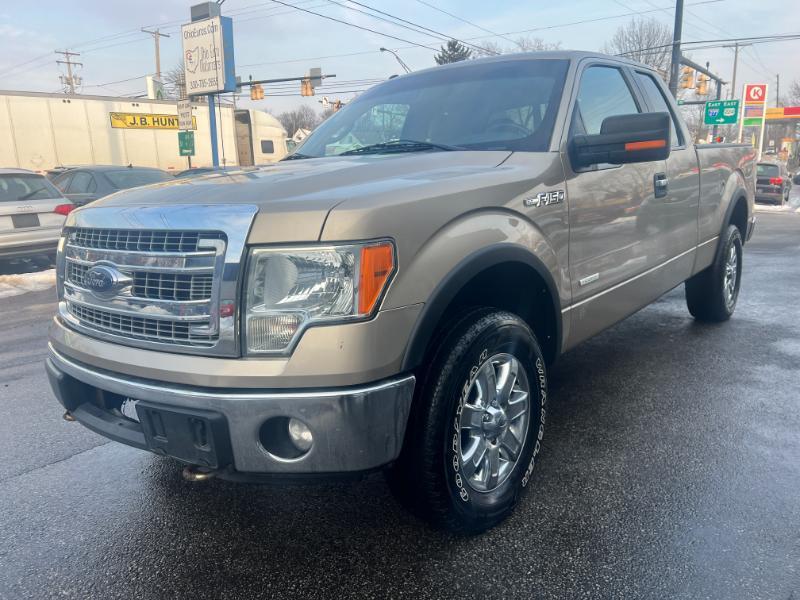 Ford F-150 XLT SuperCab 8-ft. Bed 4WD 2013