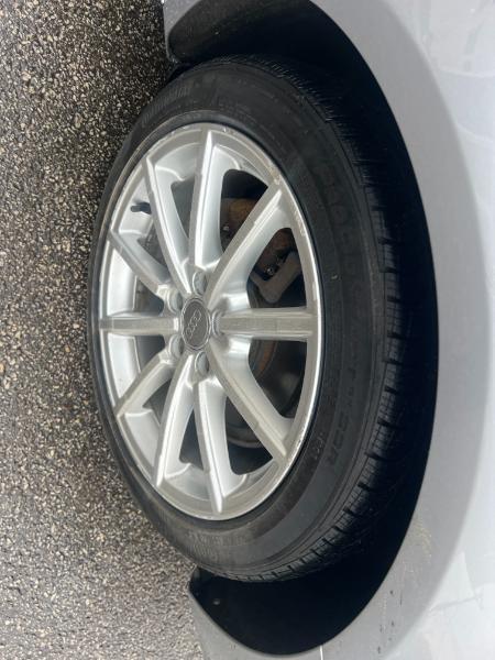 Audi A4 2.0T Sedan quattro Tiptronic 2015