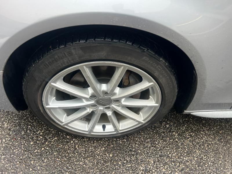 Audi A4 2.0T Sedan quattro Tiptronic 2015