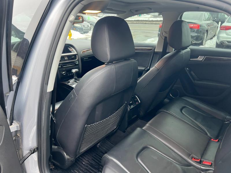 Audi A4 2.0T Sedan quattro Tiptronic 2015