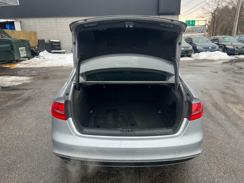 Audi A4 2.0T Sedan quattro Tiptronic 2015