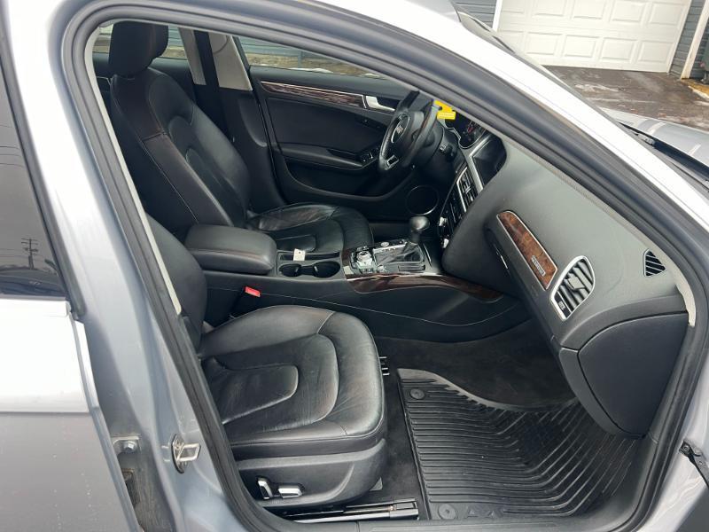 Audi A4 2.0T Sedan quattro Tiptronic 2015