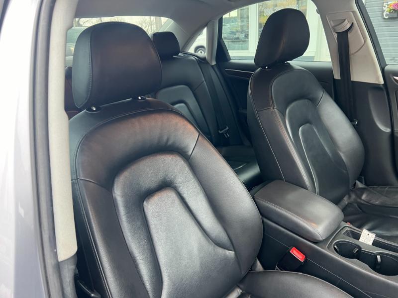 Audi A4 2.0T Sedan quattro Tiptronic 2015