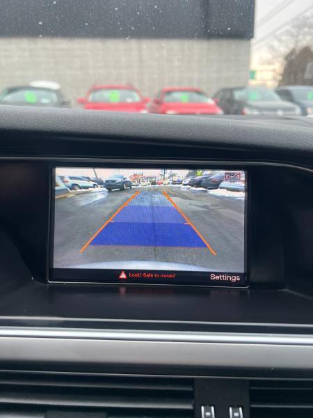 Audi A4 2.0T Sedan quattro Tiptronic 2015