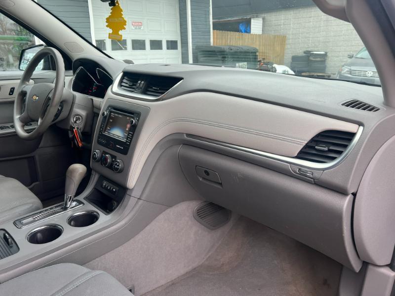 Chevrolet Traverse LS AWD w/PDC 2013