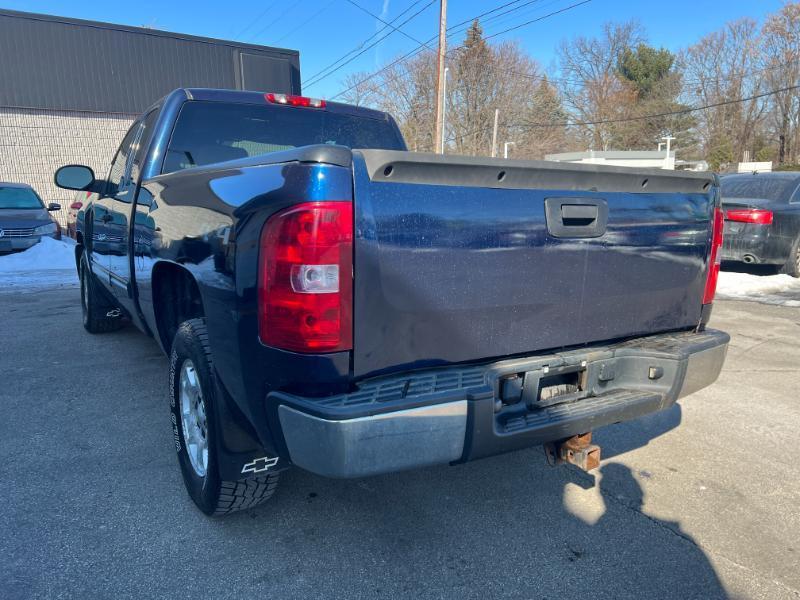 Chevrolet Silverado 1500 Work Truck Ext. Cab Long Box 4WD 2009