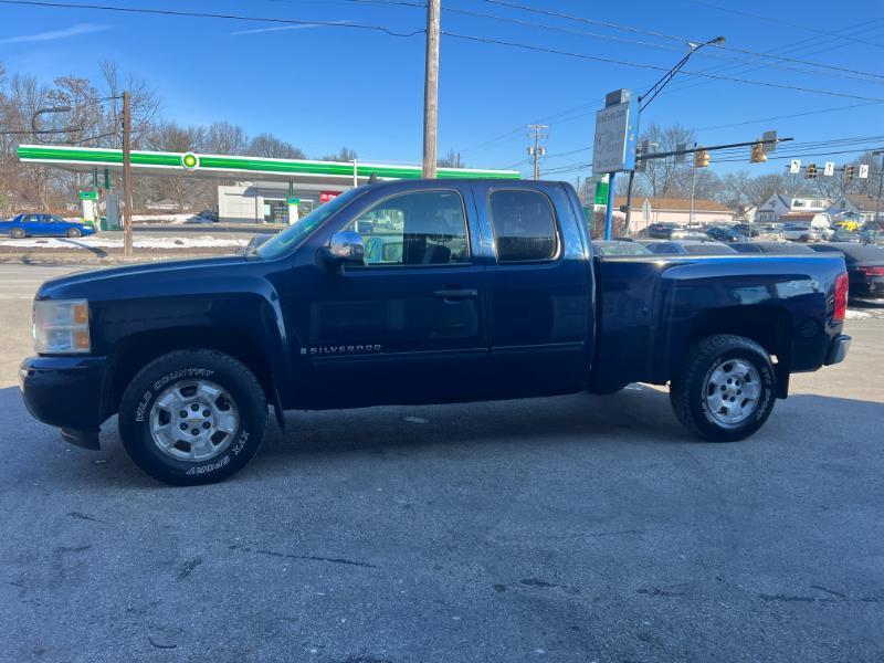 Chevrolet Silverado 1500 Work Truck Ext. Cab Long Box 4WD 2009