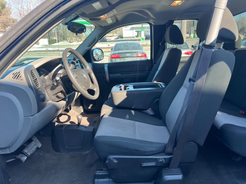 Chevrolet Silverado 1500 Work Truck Ext. Cab Long Box 4WD 2009