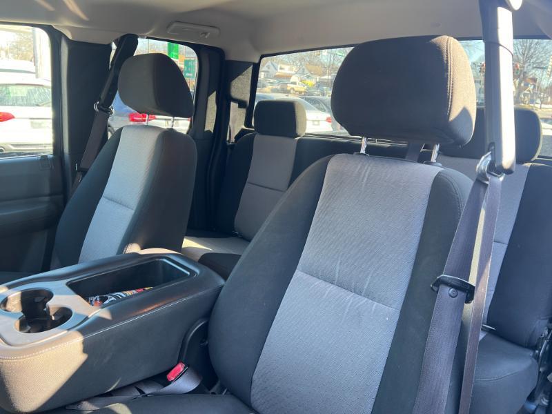 Chevrolet Silverado 1500 Work Truck Ext. Cab Long Box 4WD 2009