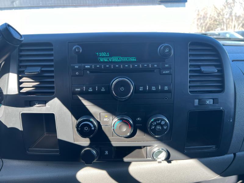 Chevrolet Silverado 1500 Work Truck Ext. Cab Long Box 4WD 2009