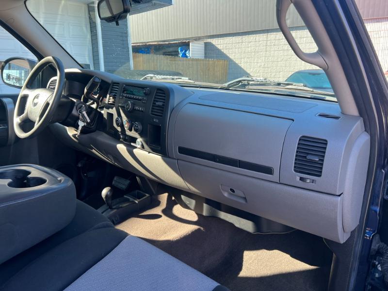 Chevrolet Silverado 1500 Work Truck Ext. Cab Long Box 4WD 2009