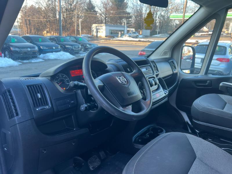 RAM Promaster 1500 Low Roof Tradesman 136-in. WB 2016