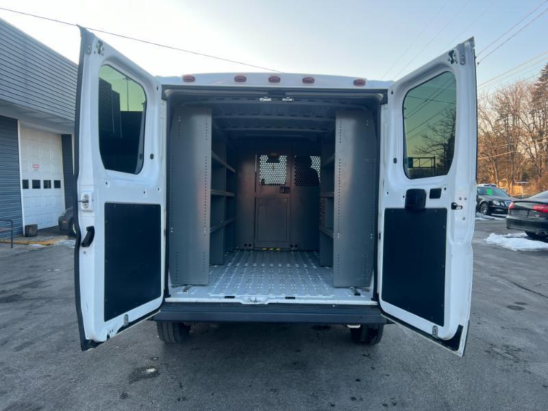 RAM Promaster 1500 Low Roof Tradesman 136-in. WB 2016