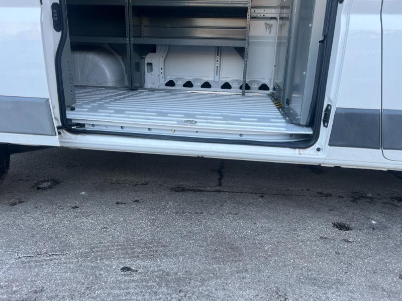 RAM Promaster 1500 Low Roof Tradesman 136-in. WB 2016