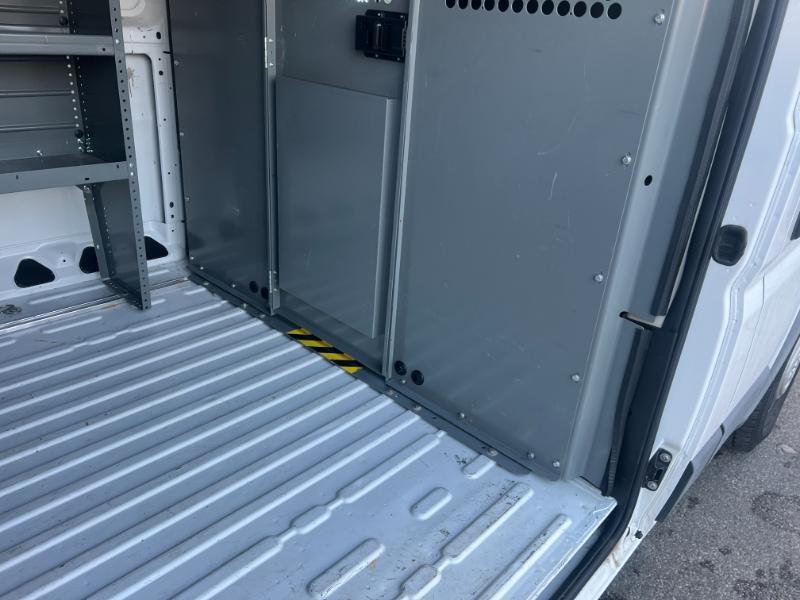 RAM Promaster 1500 Low Roof Tradesman 136-in. WB 2016