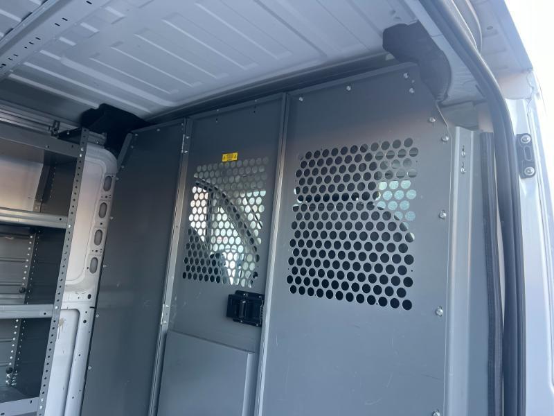 RAM Promaster 1500 Low Roof Tradesman 136-in. WB 2016