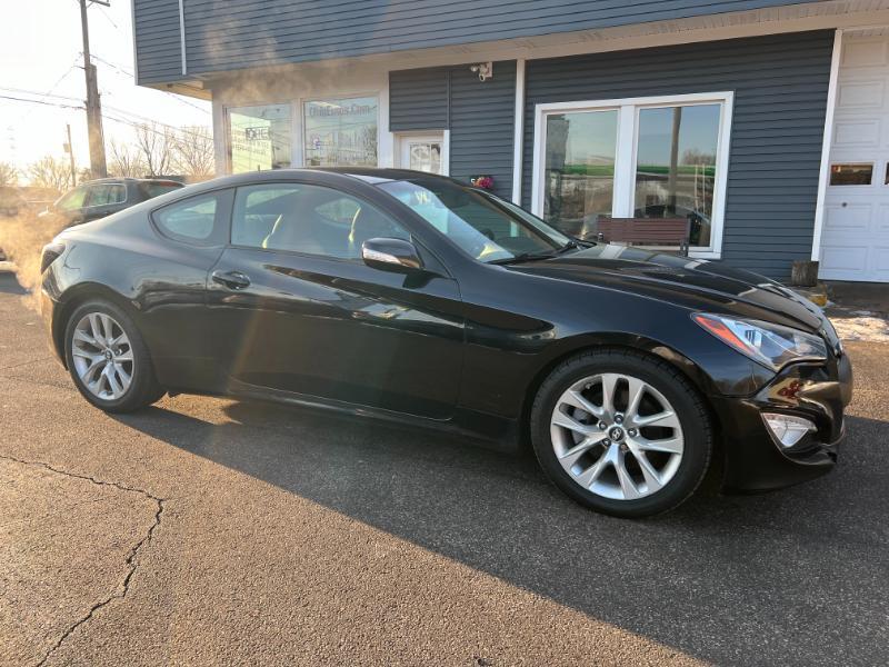 Hyundai Genesis Coupe 3.8 Track Manual 2013