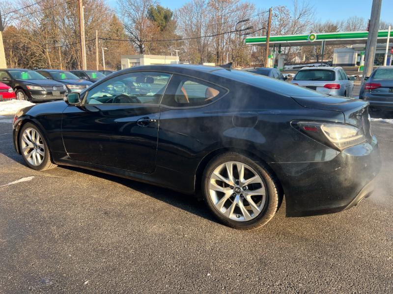 Hyundai Genesis Coupe 3.8 Track Manual 2013