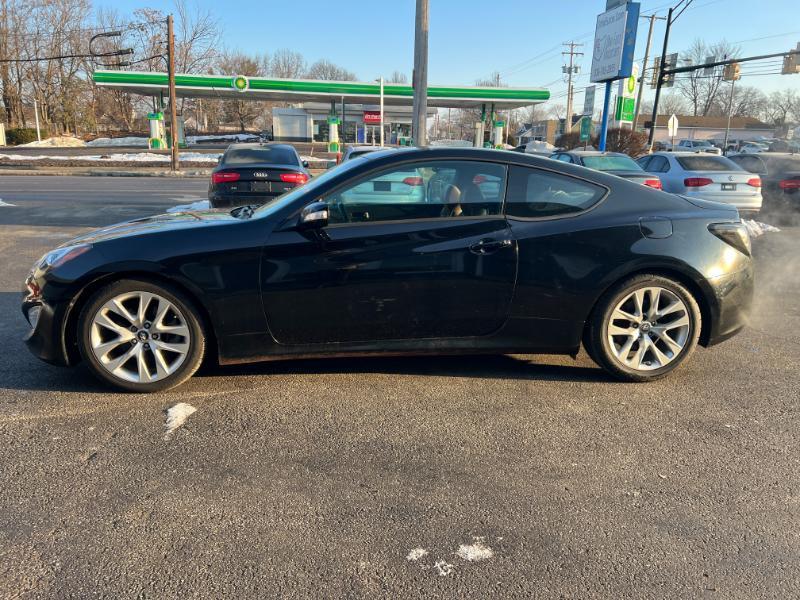 Hyundai Genesis Coupe 3.8 Track Manual 2013