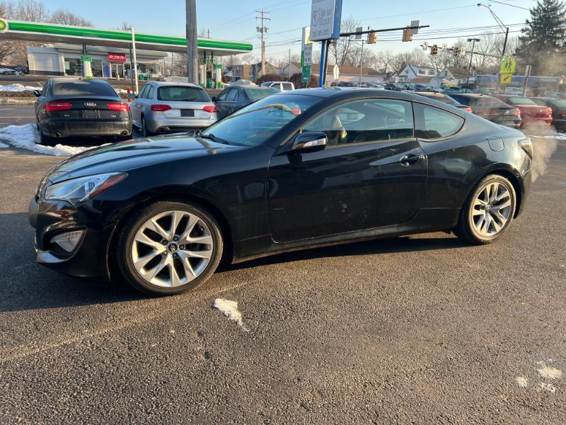 Hyundai Genesis Coupe 3.8 Track Manual 2013