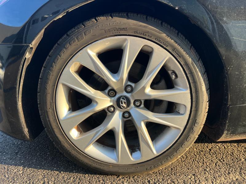 Hyundai Genesis Coupe 3.8 Track Manual 2013