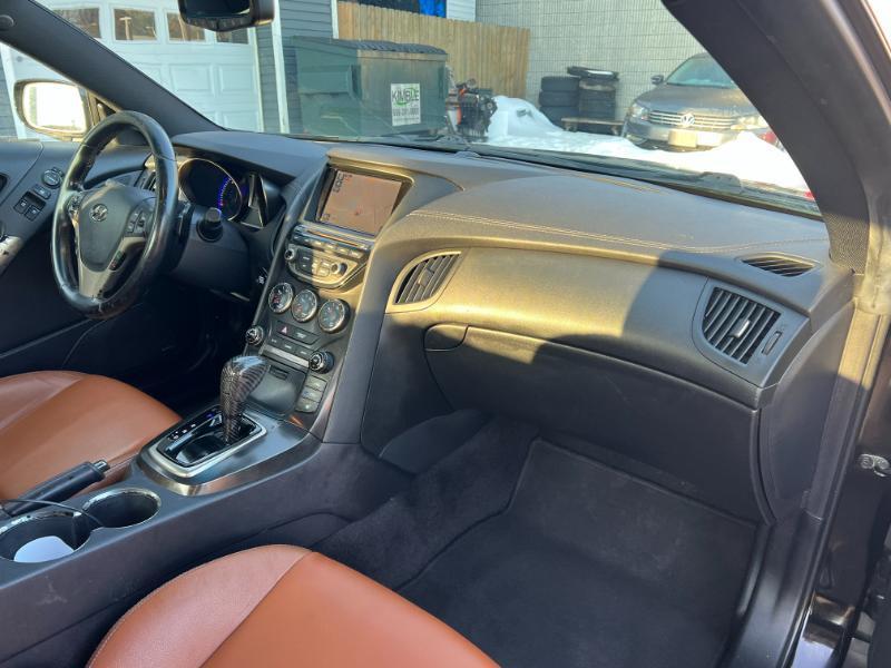 Hyundai Genesis Coupe 3.8 Track Manual 2013