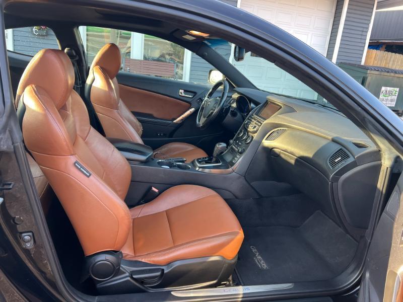 Hyundai Genesis Coupe 3.8 Track Manual 2013